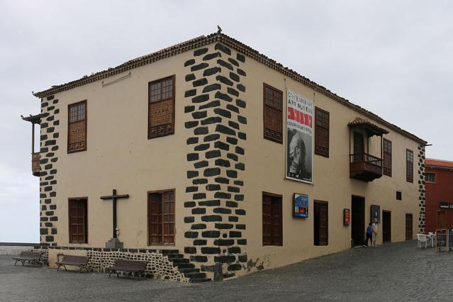 Museo de Arte Contemporáneo "Eduardo Westerdahl"